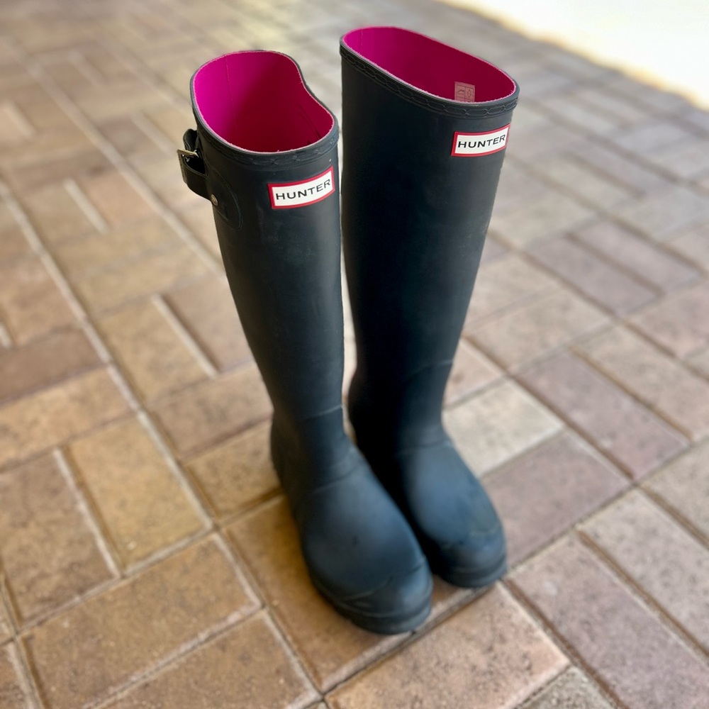 Hunter navy and pink Tall Rain Boots